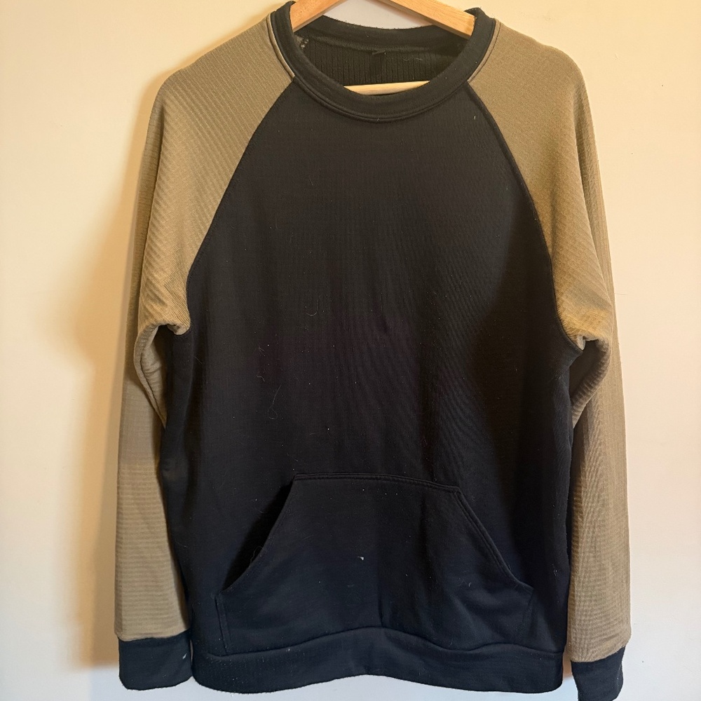 Sweat shirt